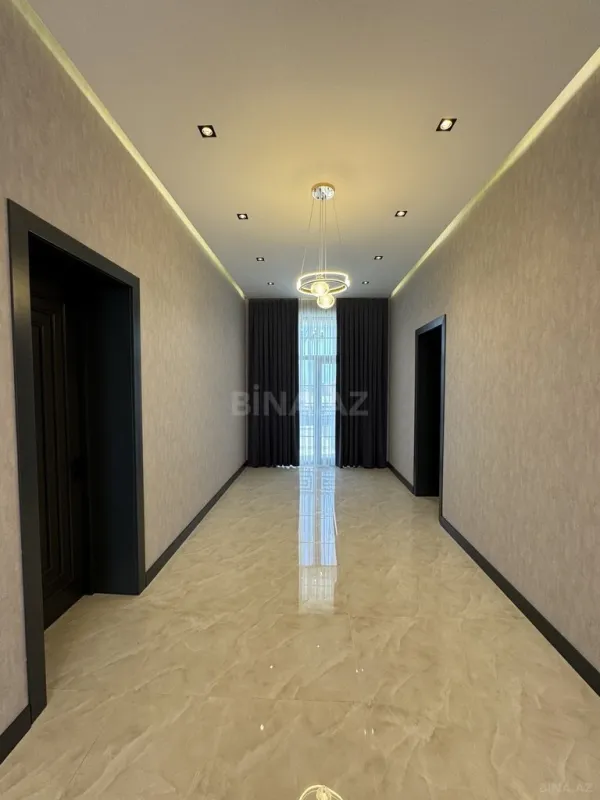 Satılır 6 otaqlı həyət evi 400 m²