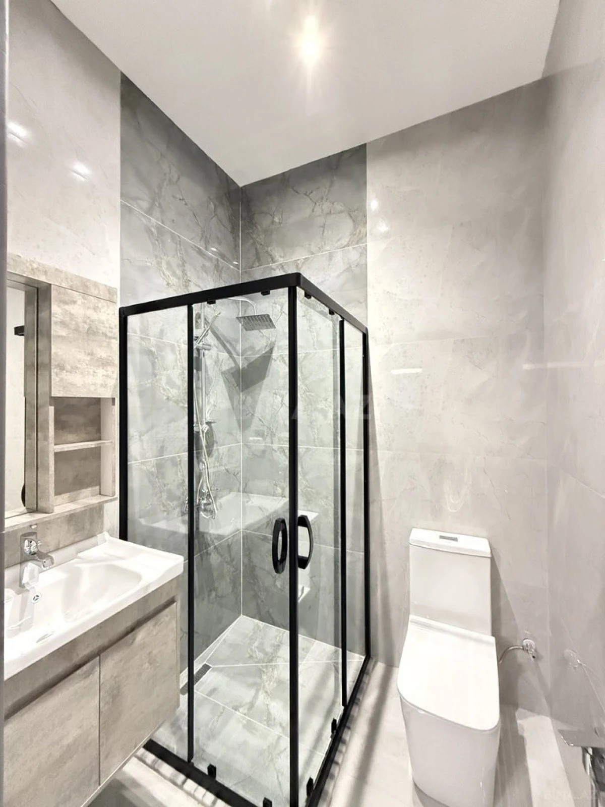 Satılır 4 otaqlı həyət evi 160 m²