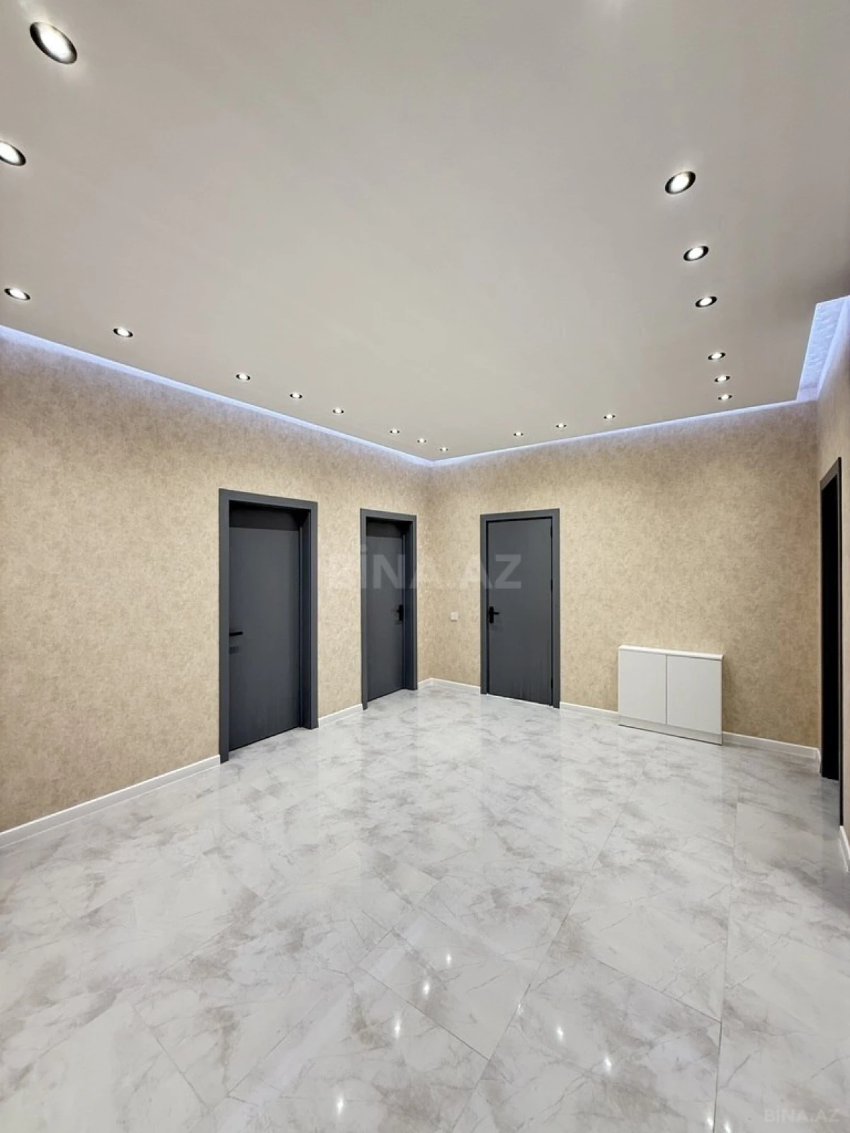 Satılır 4 otaqlı həyət evi 160 m²