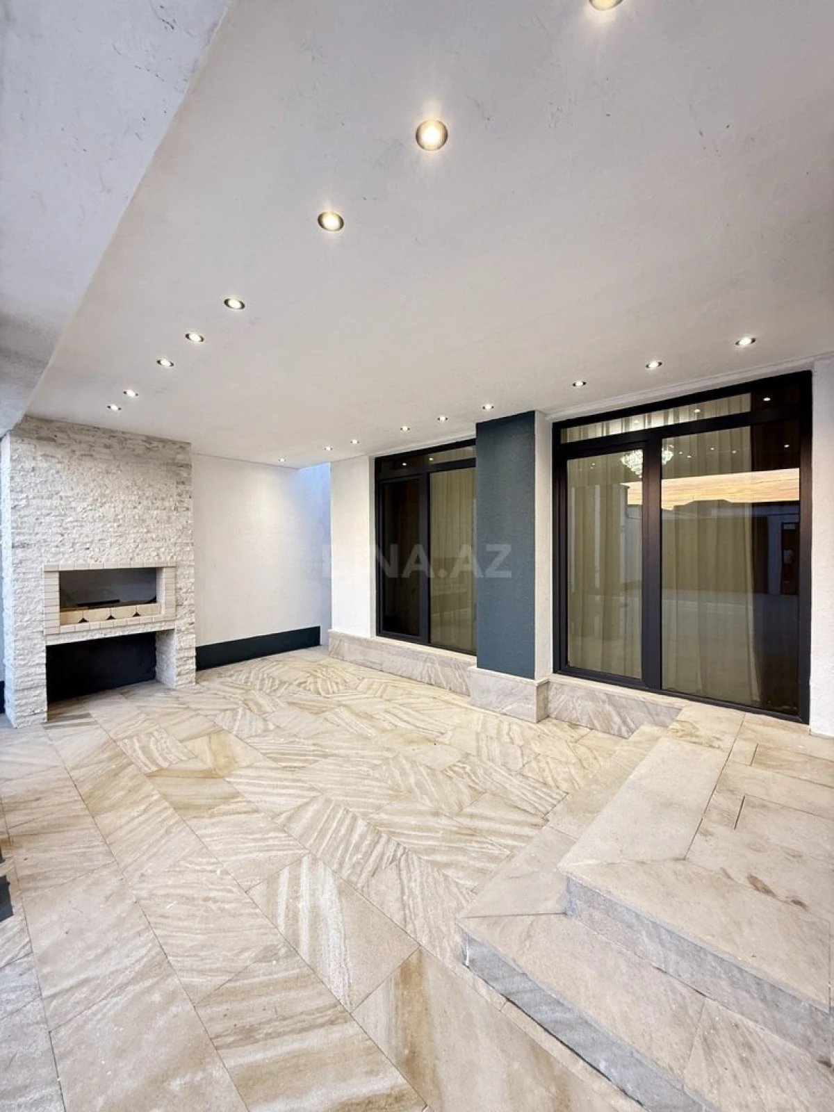 Satılır 4 otaqlı həyət evi 160 m²