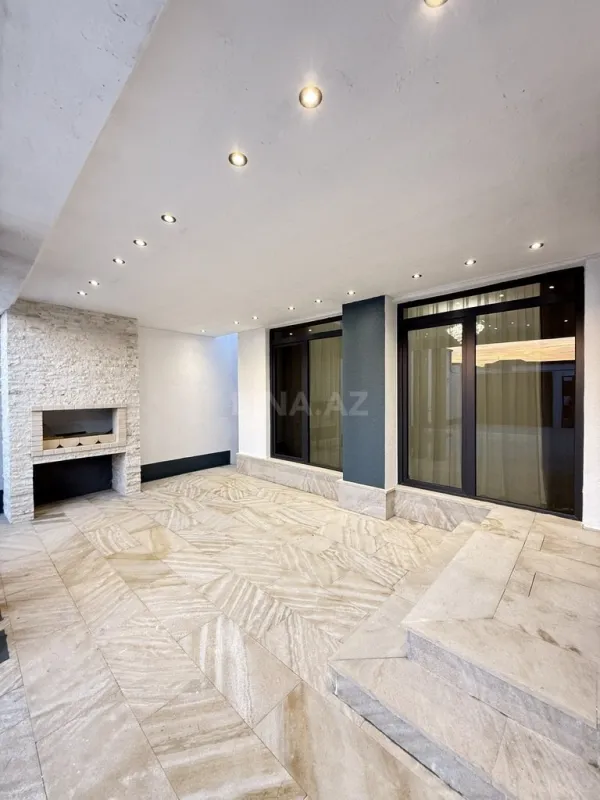 Satılır 4 otaqlı həyət evi 160 m²