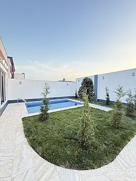 Satılır 4 otaqlı həyət evi 160 m²