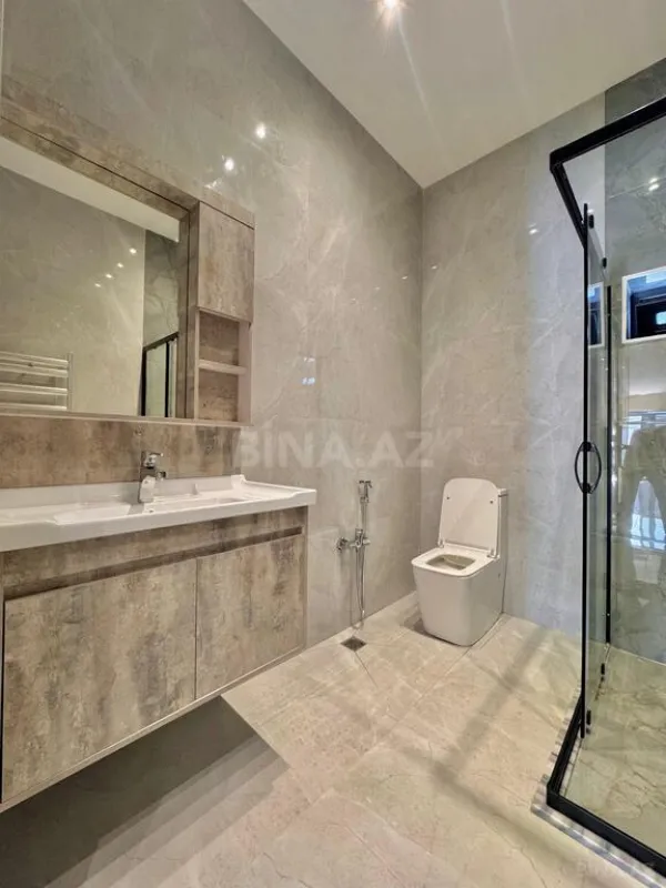 Satılır 4 otaqlı həyət evi 170 m²