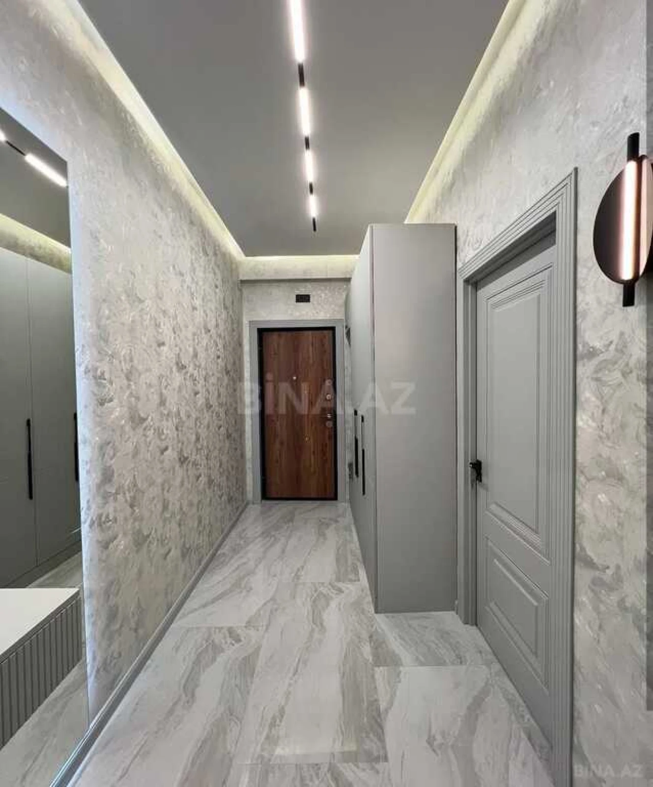 Satılır 2 otaqlı mənzil 62 m²