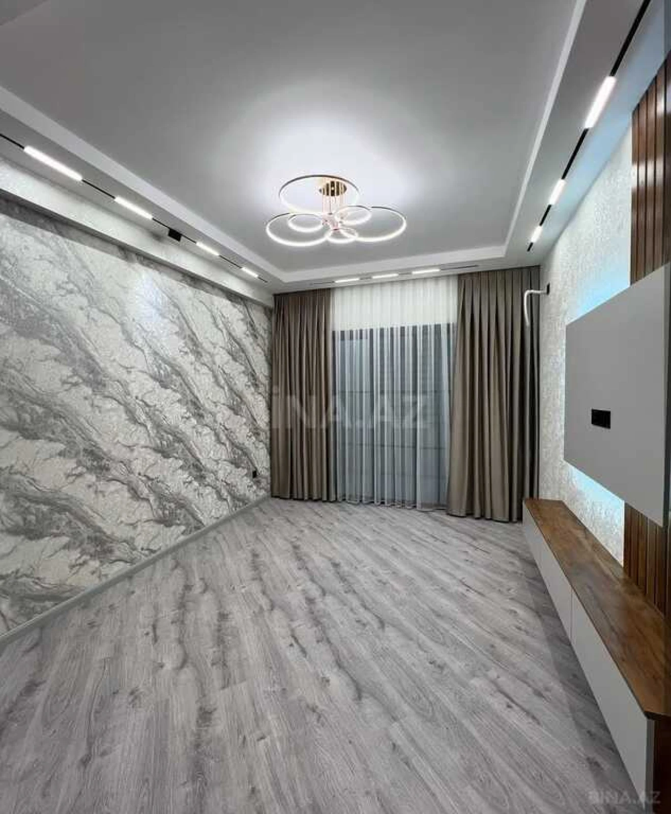 Satılır 2 otaqlı mənzil 62 m²
