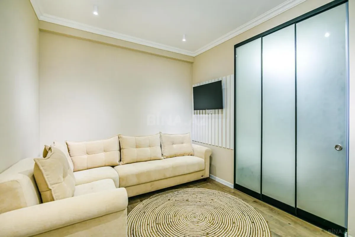 Kirayə verilir 3 otaqlı mənzil 95 m²