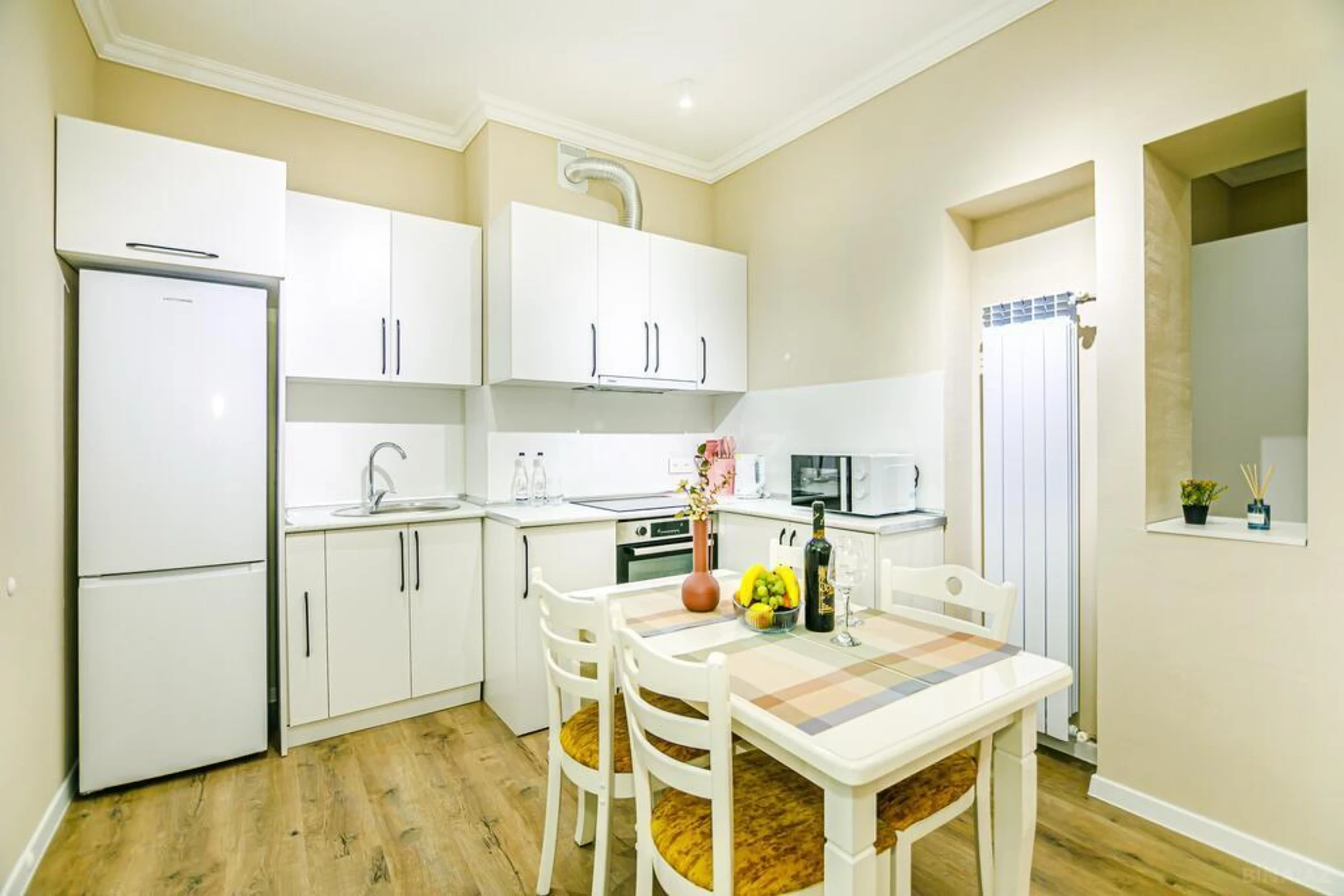 Kirayə verilir 3 otaqlı mənzil 95 m²