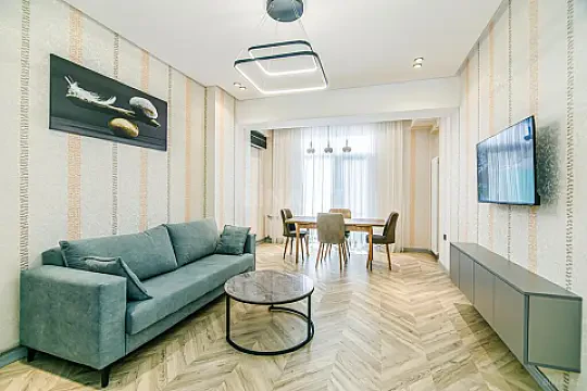 Kirayə verilir 2 otaqlı mənzil 110 m² — Bakı, Xətai 2 otaq 110.00 m²