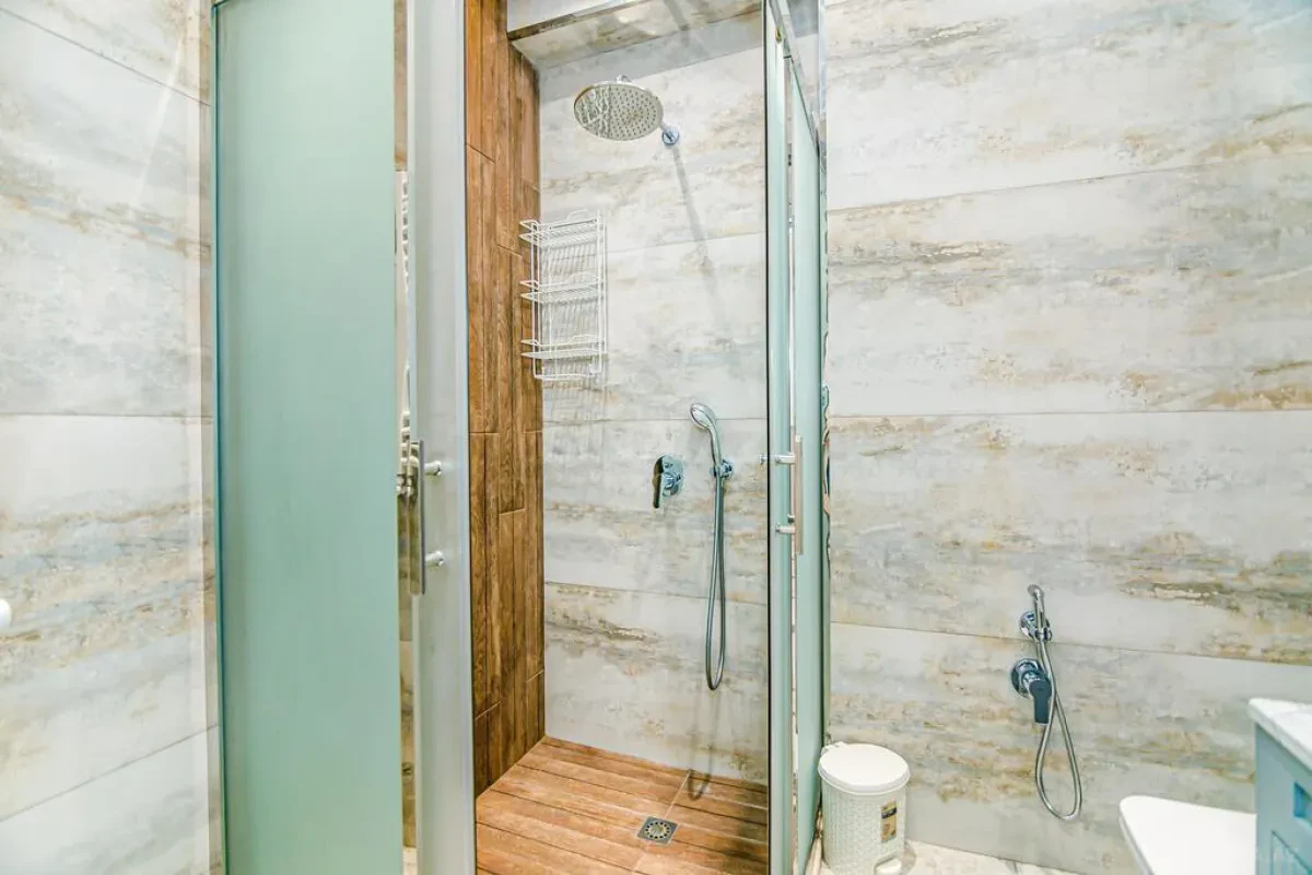 Kirayə verilir 2 otaqlı mənzil 110 m²