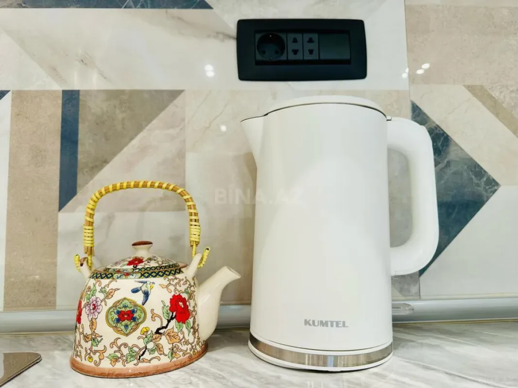 Kirayə verilir 2 otaqlı mənzil 110 m²