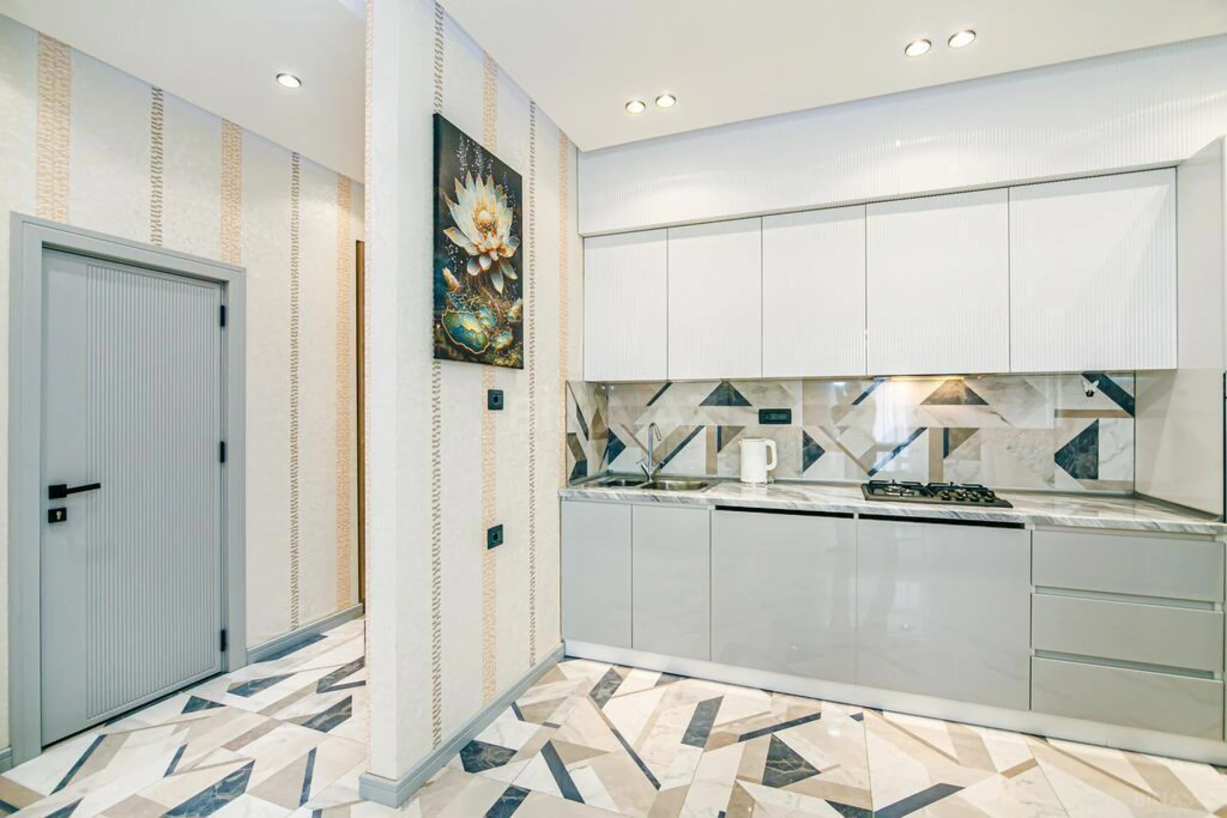 Kirayə verilir 2 otaqlı mənzil 110 m²