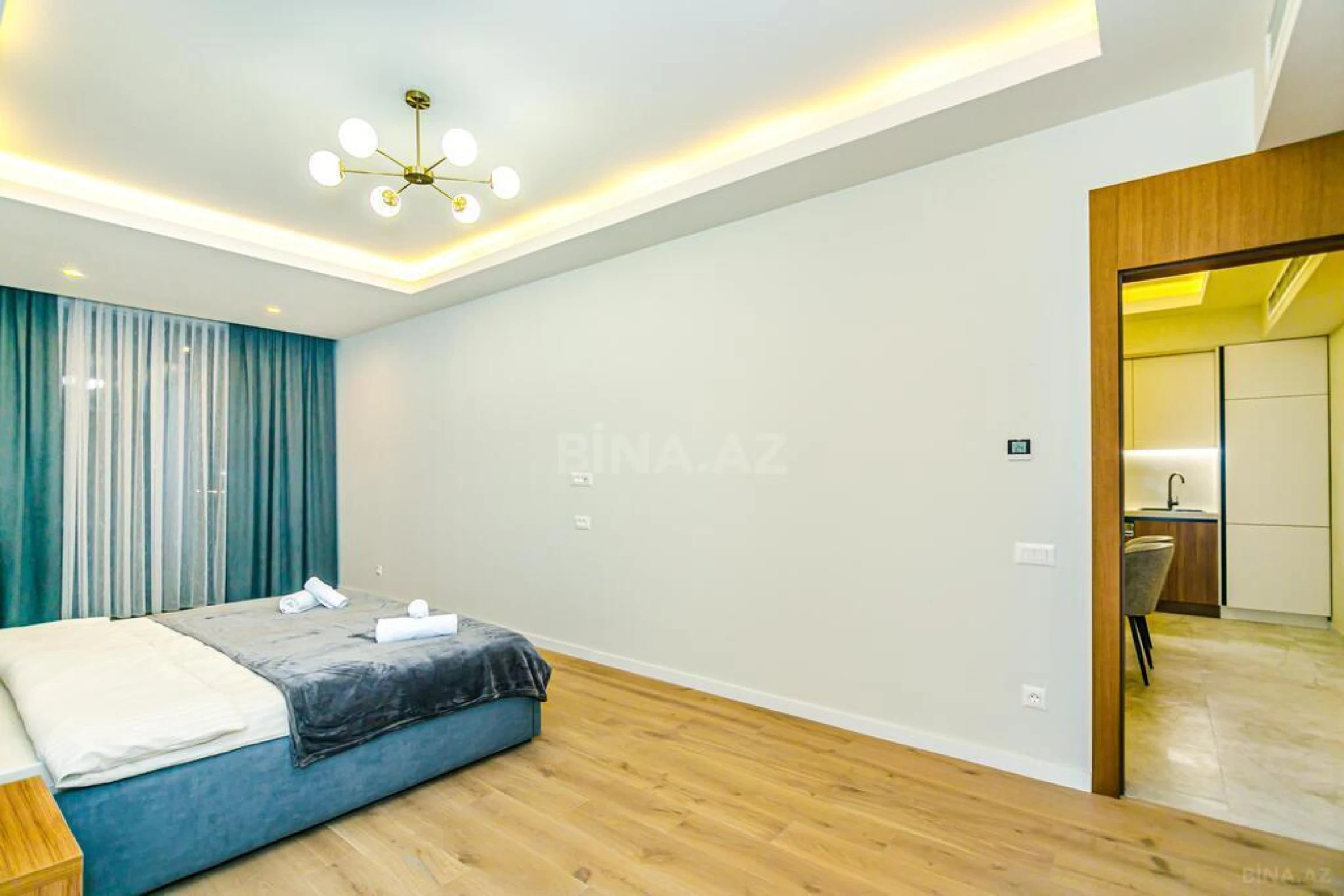 Kirayə verilir 2 otaqlı mənzil 110 m²
