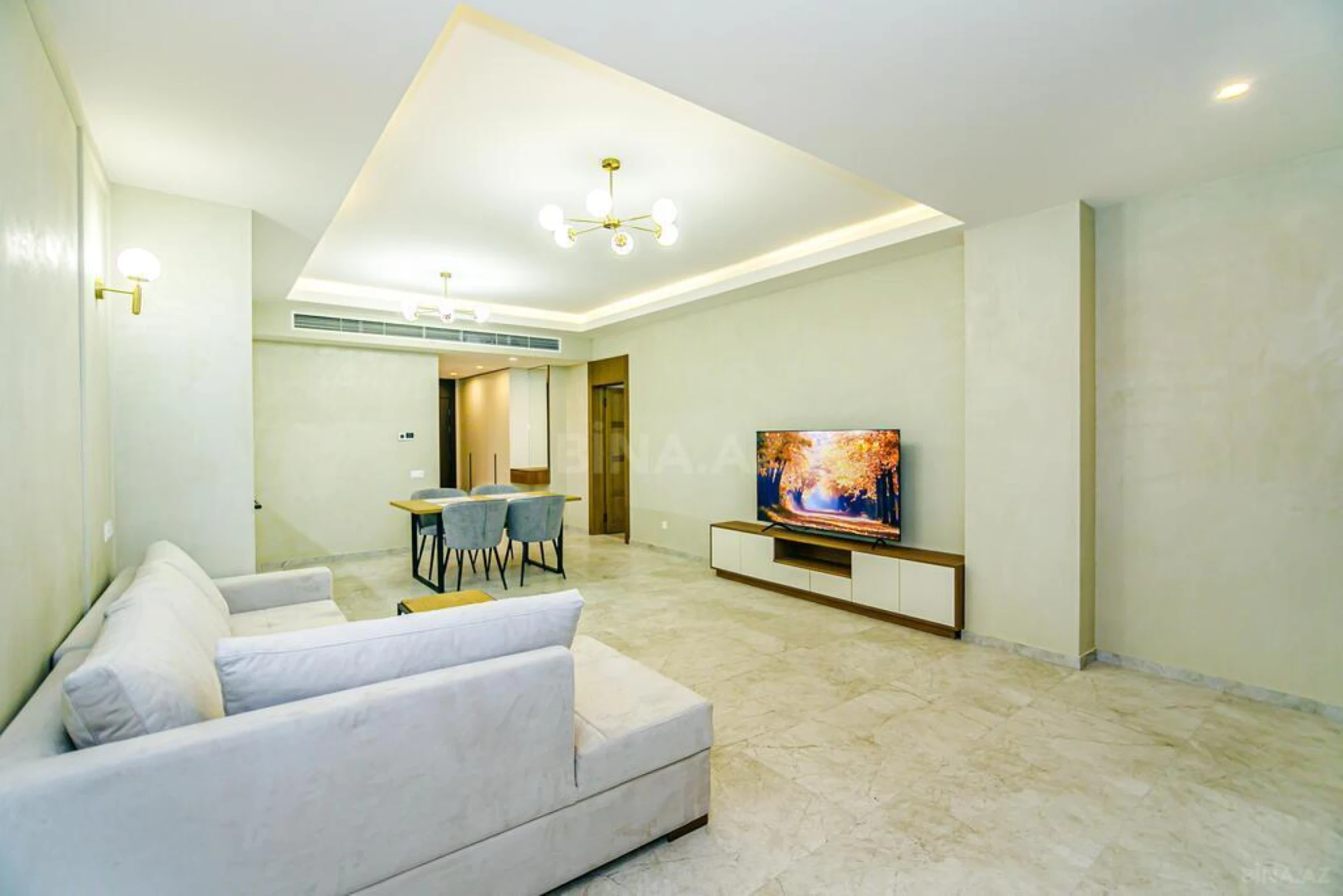 Kirayə verilir 2 otaqlı mənzil 110 m²