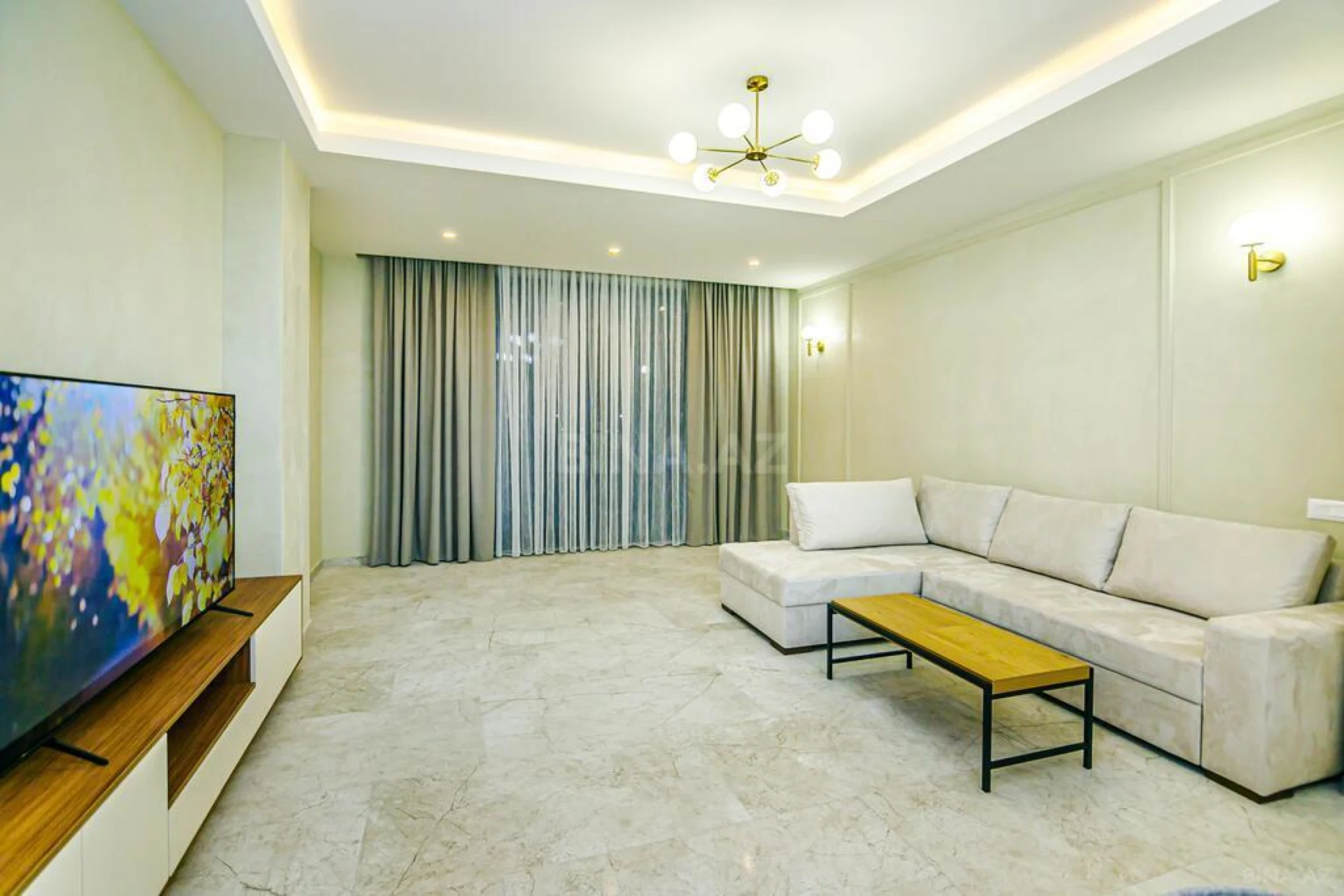 Kirayə verilir 2 otaqlı mənzil 110 m²