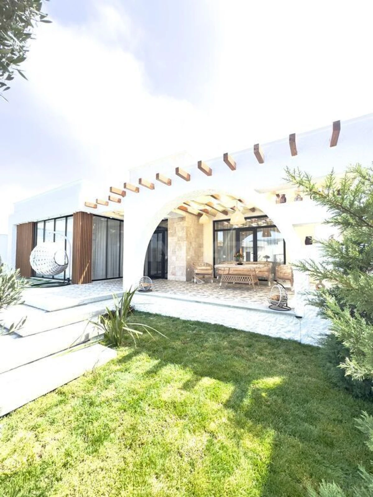 Satılır 5 otaqlı həyət evi 260 m²