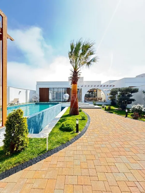 Satılır 5 otaqlı həyət evi 260 m²