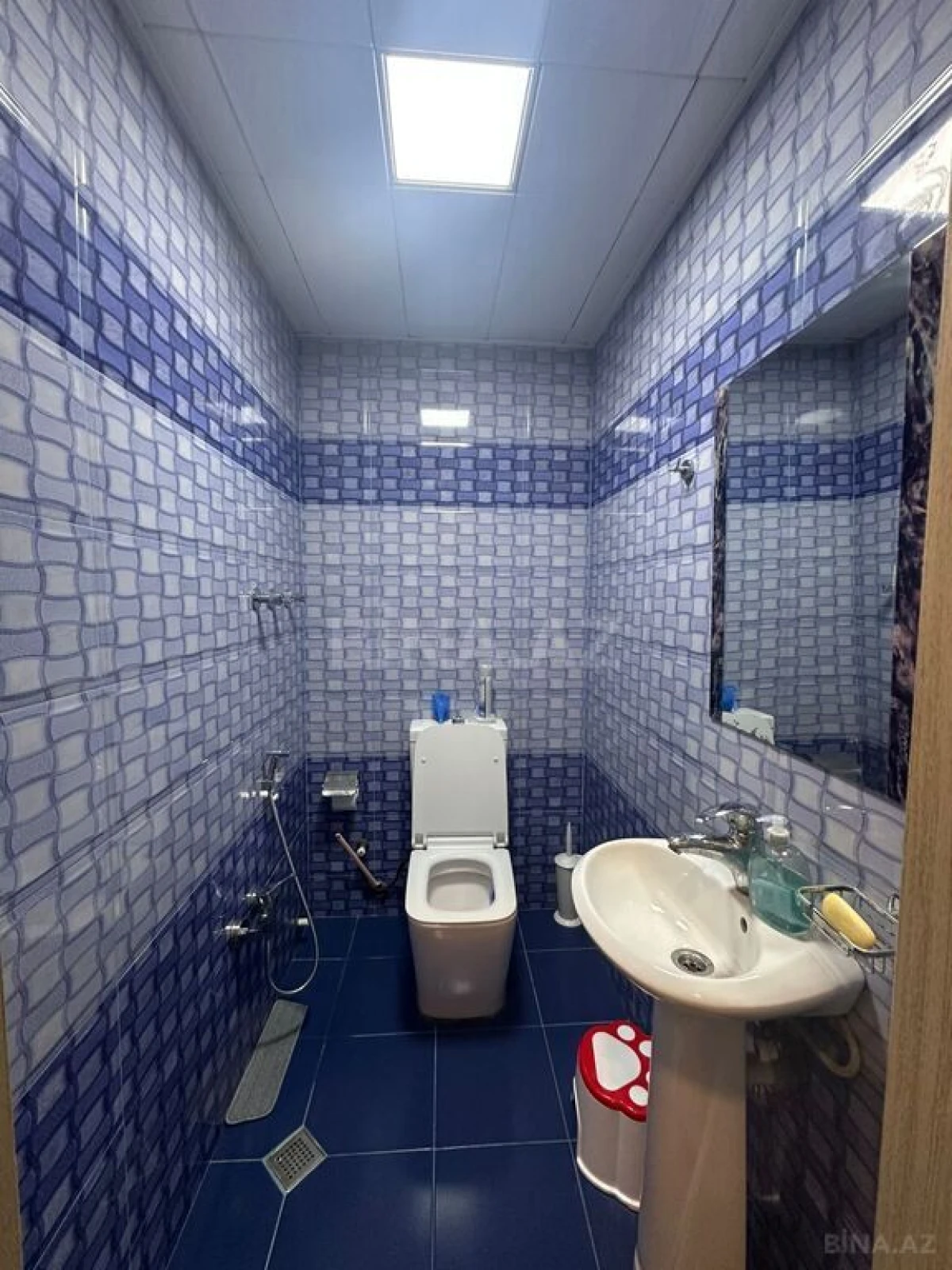 Satılır 2 otaqlı mənzil 82.3 m²