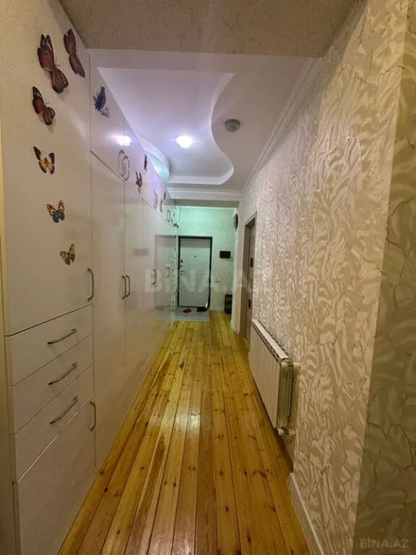 Satılır 2 otaqlı mənzil 82.3 m²