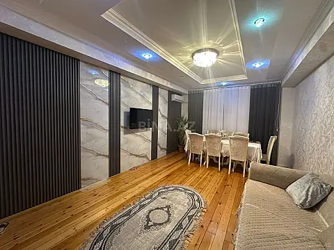 Satılır 2 otaqlı mənzil 82.3 m²