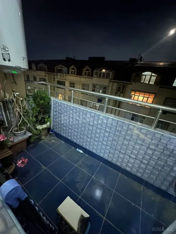 Satılır 2 otaqlı mənzil 82.3 m²