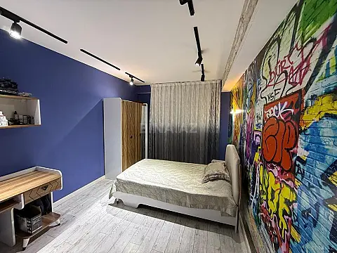 Satılır 3 otaqlı mənzil 115 m²