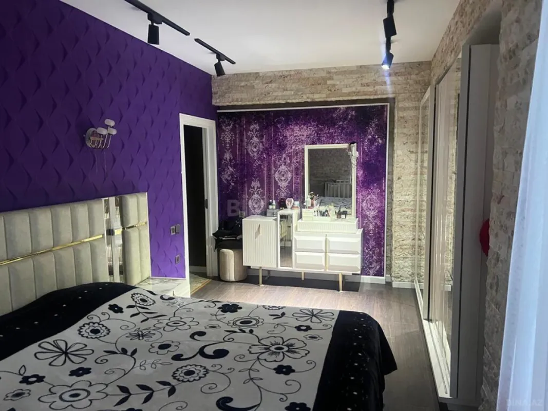 Satılır 3 otaqlı mənzil 115 m²