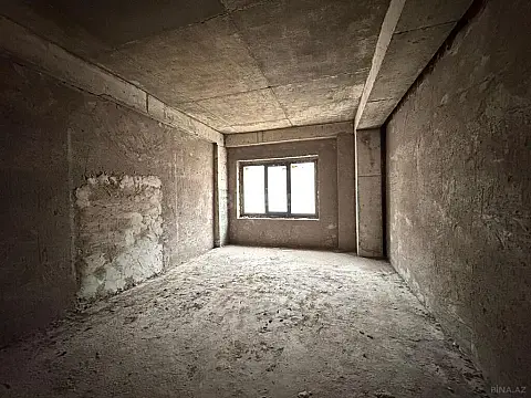 Satılır 3 otaqlı mənzil 138 m²