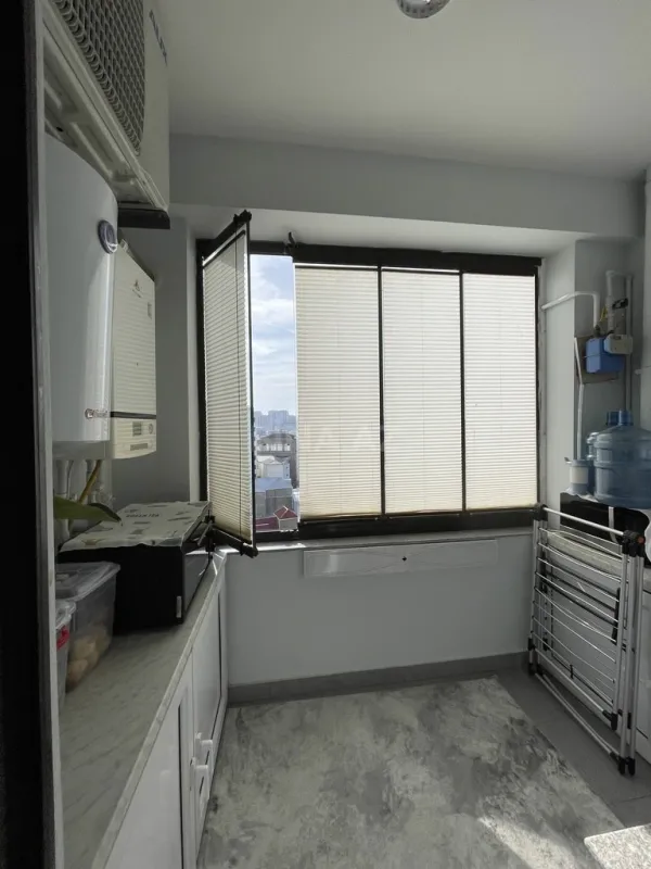 Satılır 3 otaqlı mənzil 135 m²