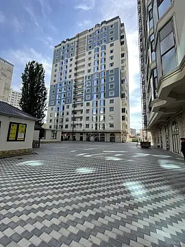 Satılır 3 otaqlı mənzil 135 m² — Bakı 3 otaq 135.00 m²