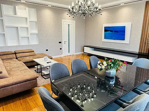 Kirayə verilir 3 otaqlı mənzil 130 m² — Bakı, Xətai 3 otaq 130.00 m²