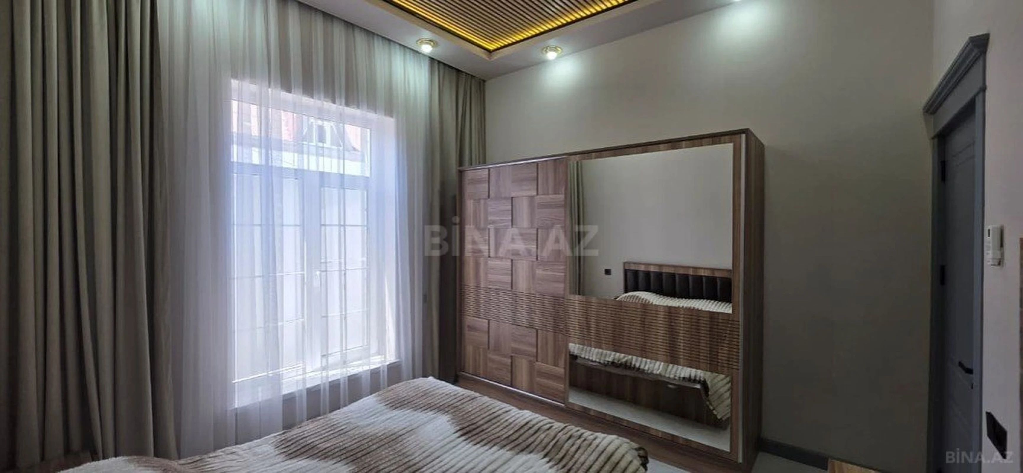 Satılır 4 otaqlı həyət evi 105 m²