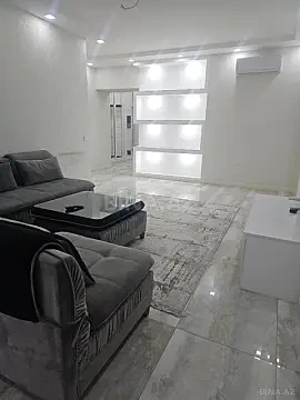 Kirayə verilir 3 otaqlı mənzil 120 m²