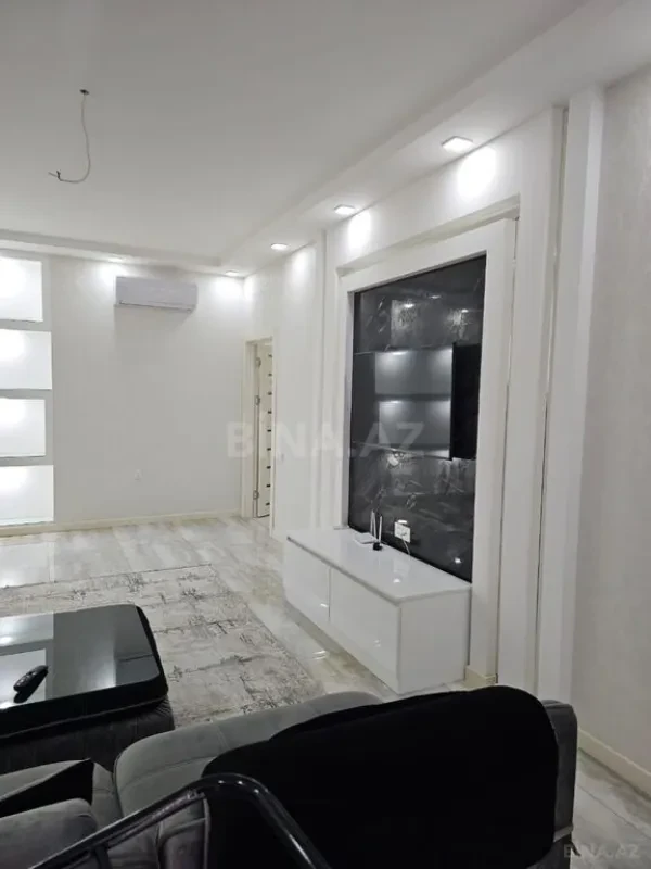 Kirayə verilir 3 otaqlı mənzil 120 m²