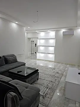Kirayə verilir 3 otaqlı mənzil 120 m²