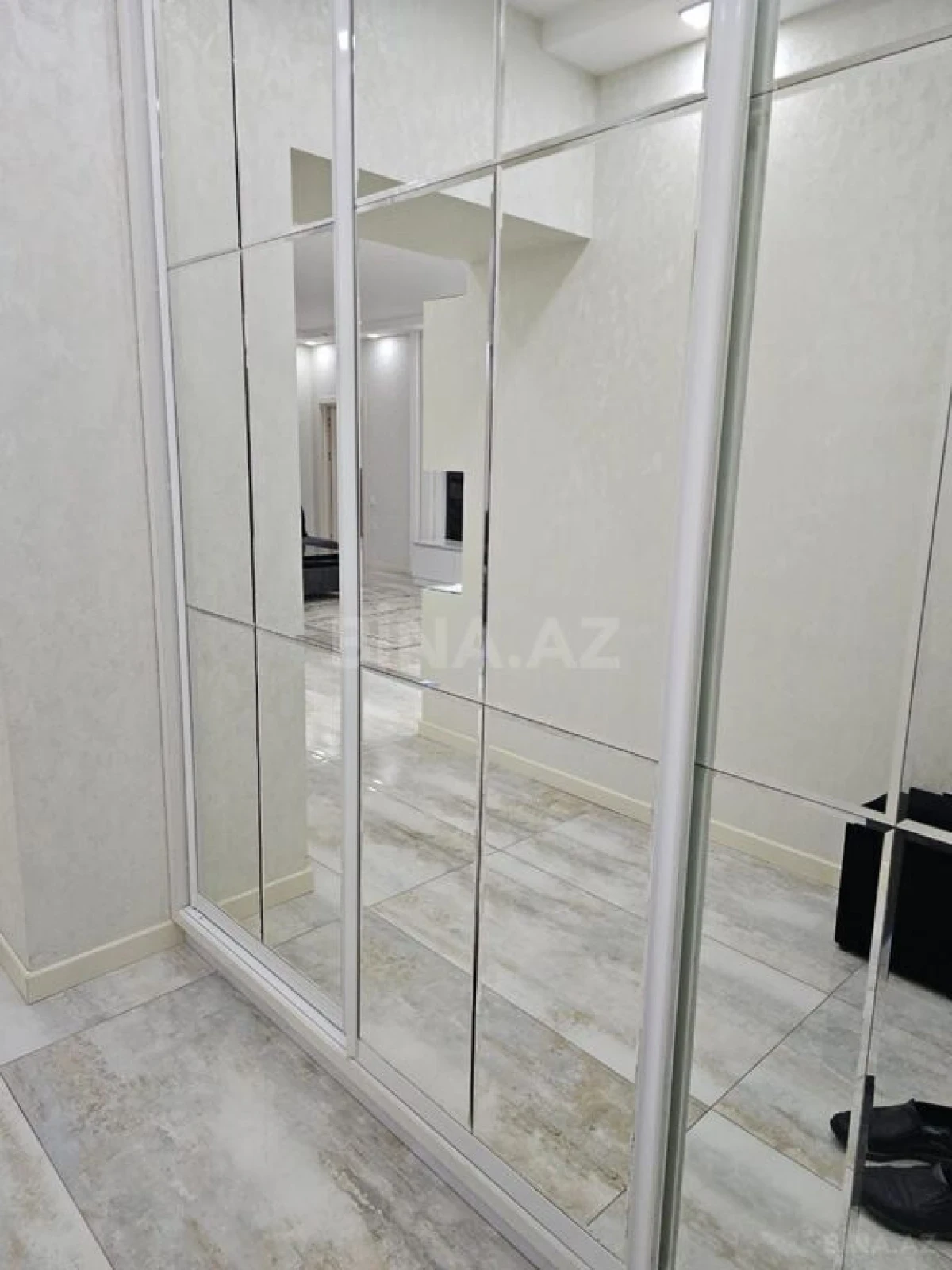 Kirayə verilir 3 otaqlı mənzil 120 m²