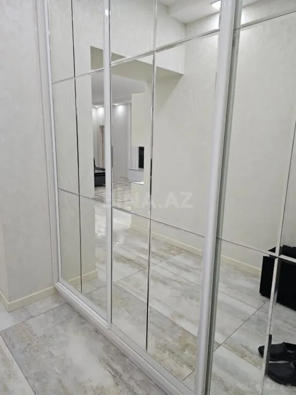 Kirayə verilir 3 otaqlı mənzil 120 m²