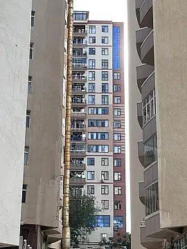 Satılır 4 otaqlı mənzil 185 m² — Bakı 4 otaq 185.00 m²