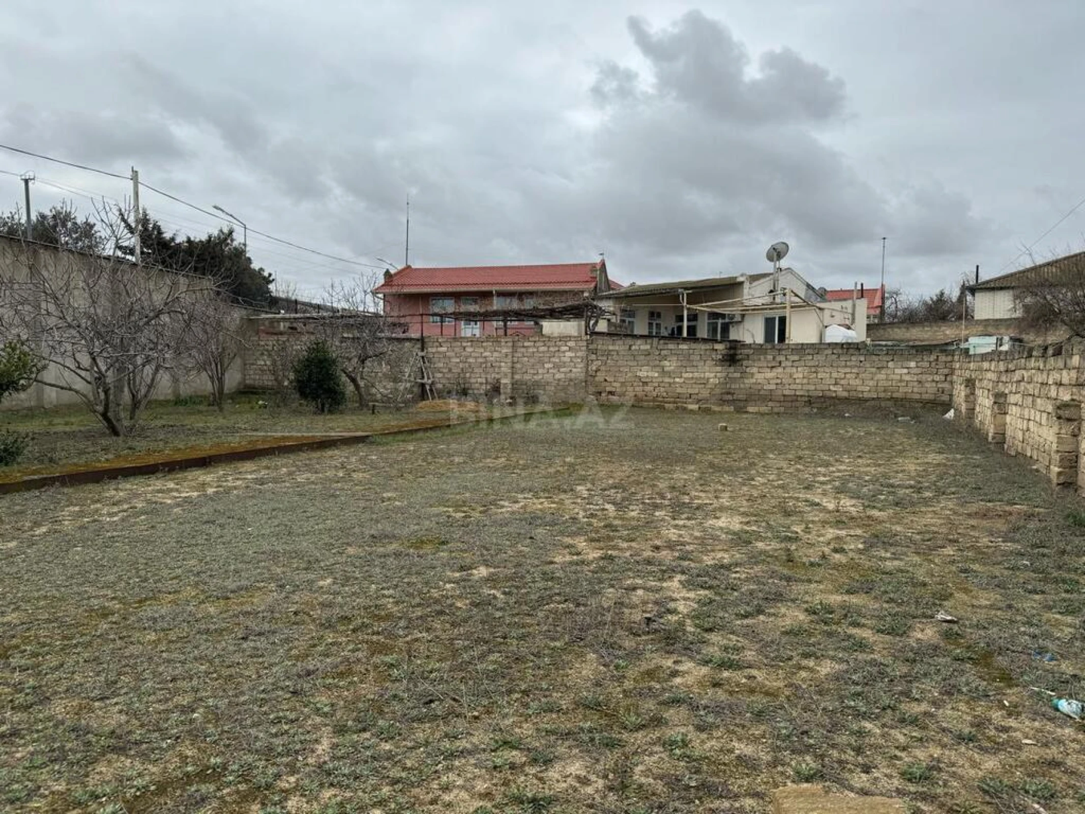 Satılır torpaq sahəsi 6 m²