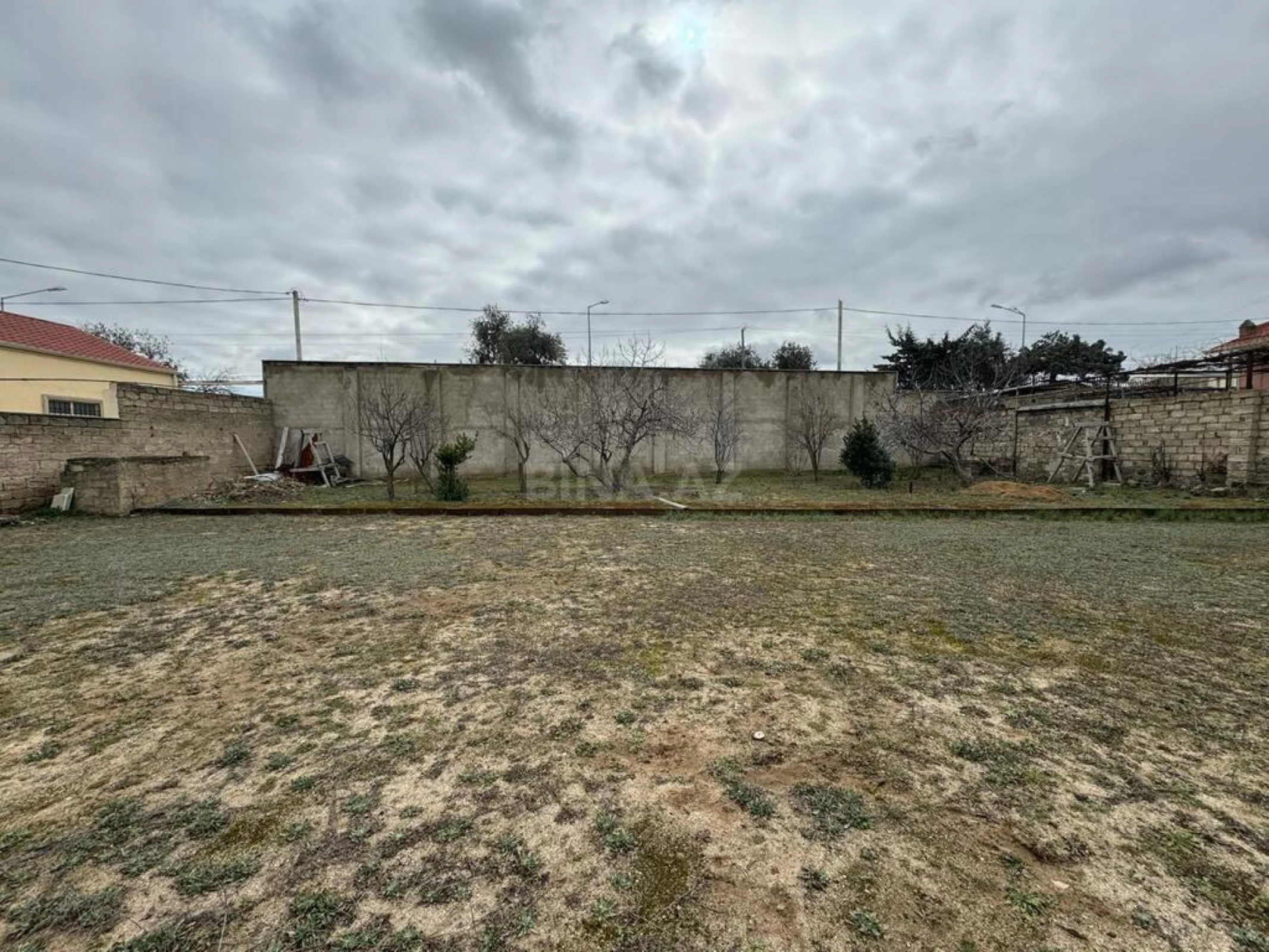 Satılır torpaq sahəsi 6 m²