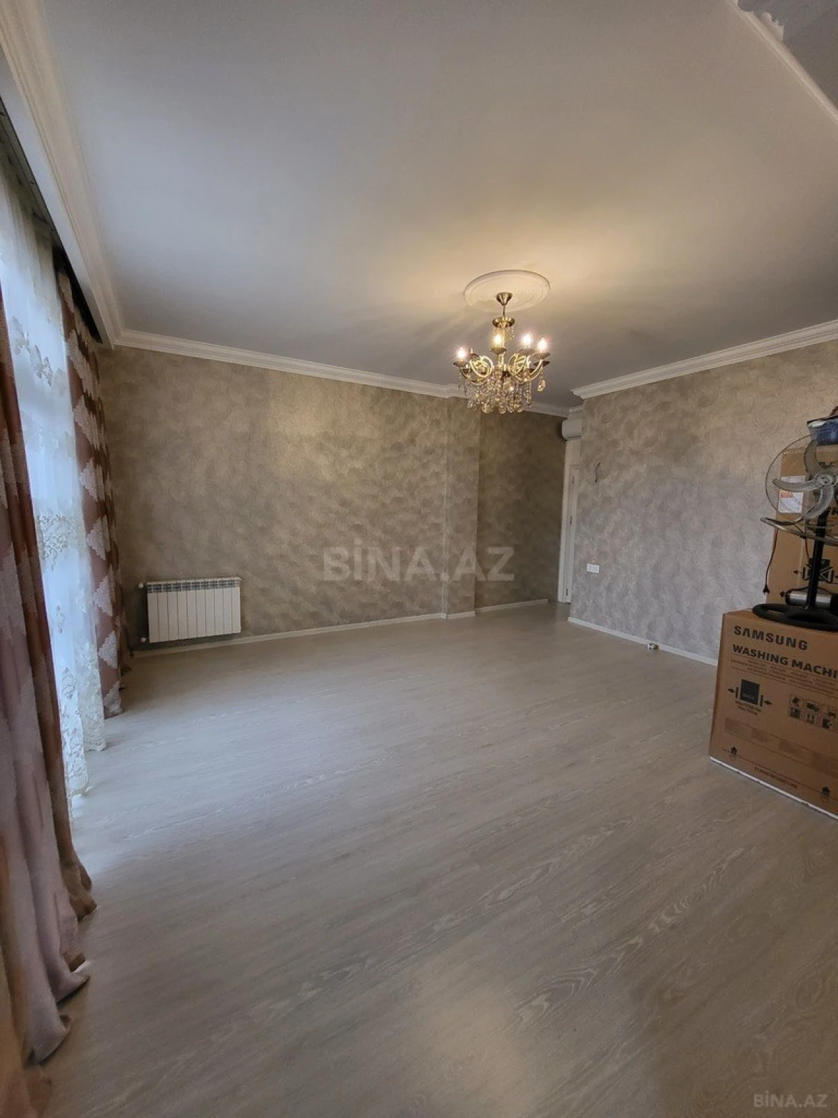 Satılır 4 otaqlı həyət evi 240 m²