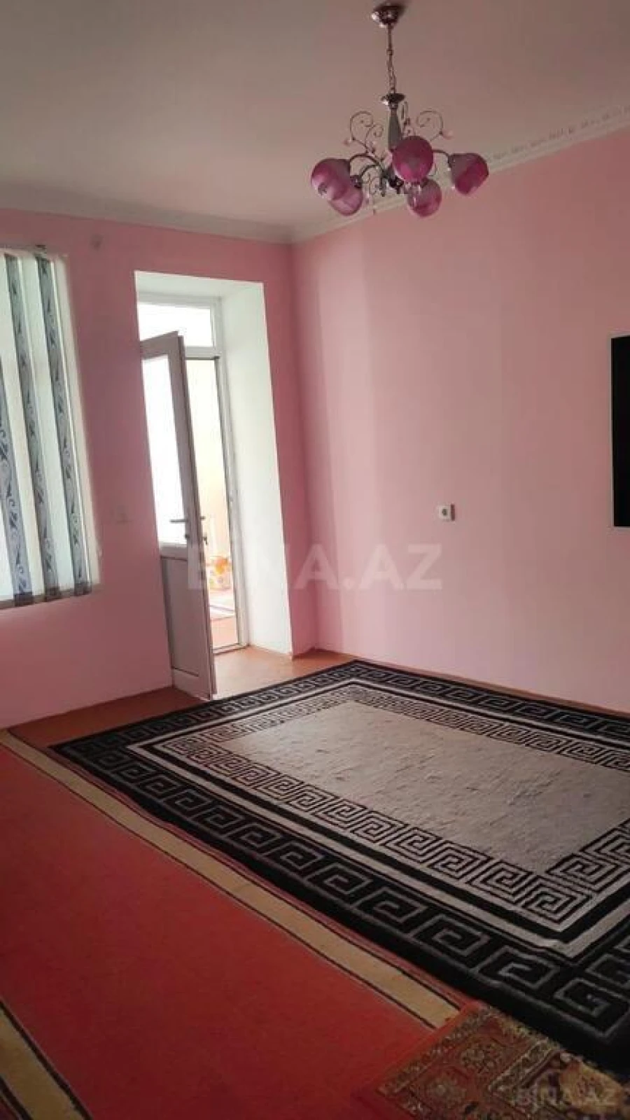 Satılır 8 otaqlı həyət evi 450 m²