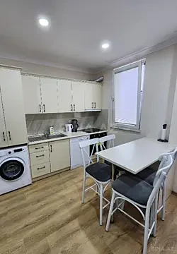 Kirayə verilir 3 otaqlı mənzil 145 m² — Bakı, 3-cü mikrorayon 3 otaq 145.00 m²