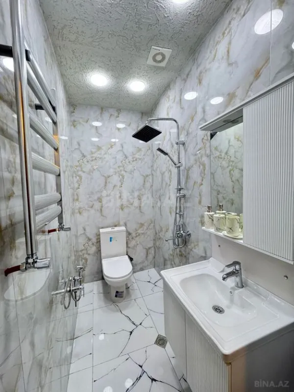 Satılır 4 otaqlı həyət evi 130 m²