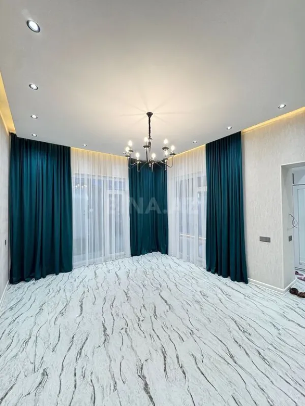 Satılır 4 otaqlı həyət evi 130 m²