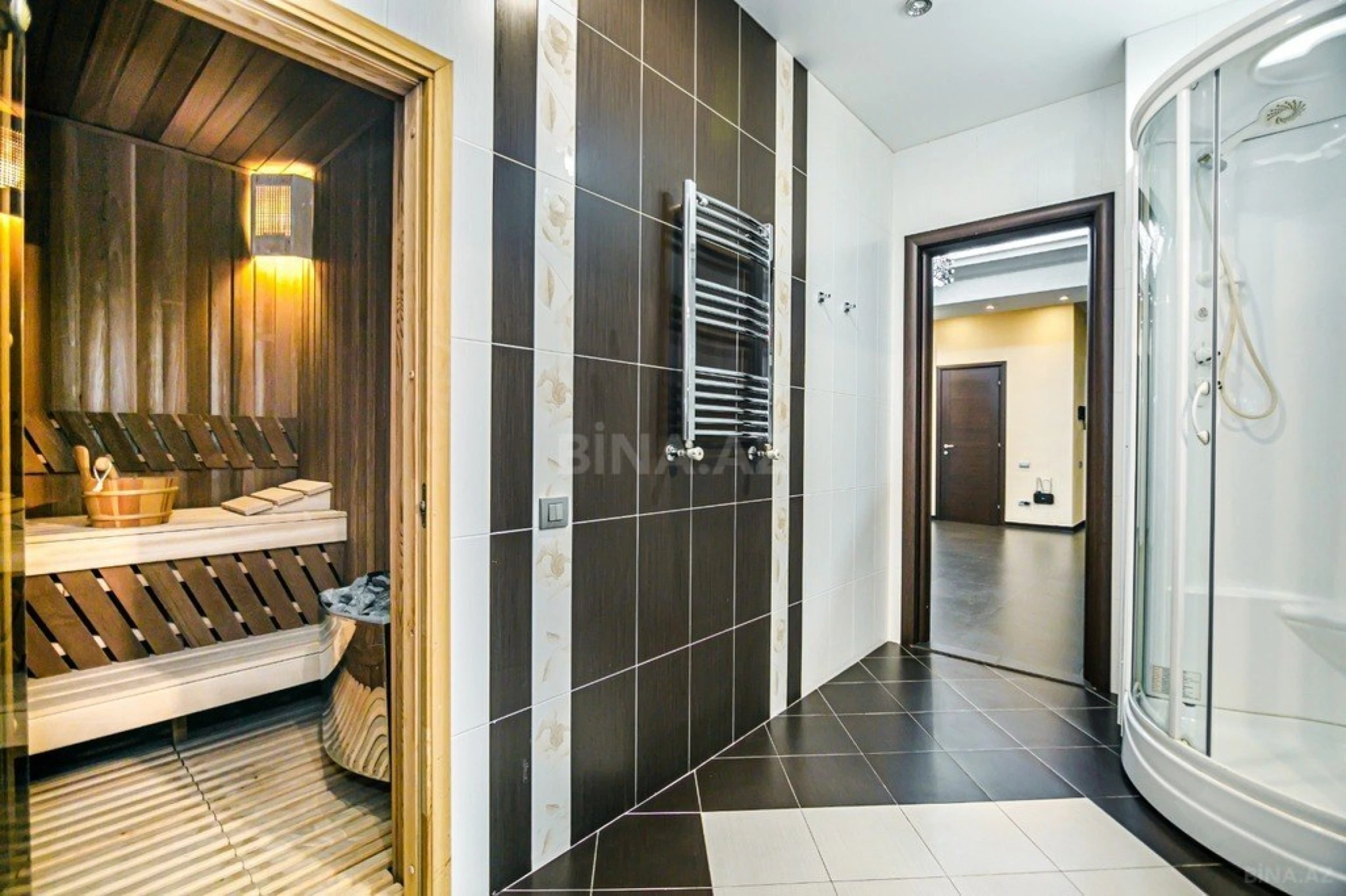 Kirayə verilir 4 otaqlı mənzil 200 m²