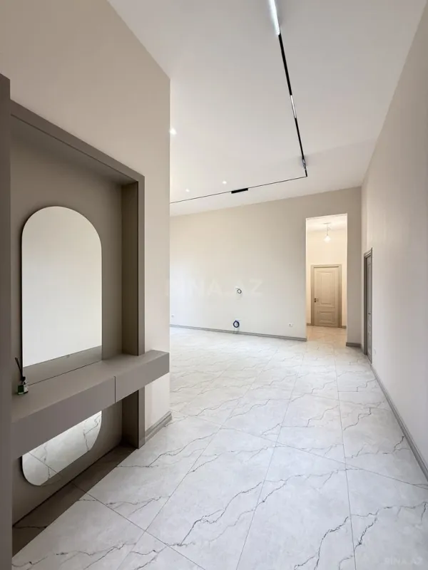 Satılır 5 otaqlı həyət evi 220 m²