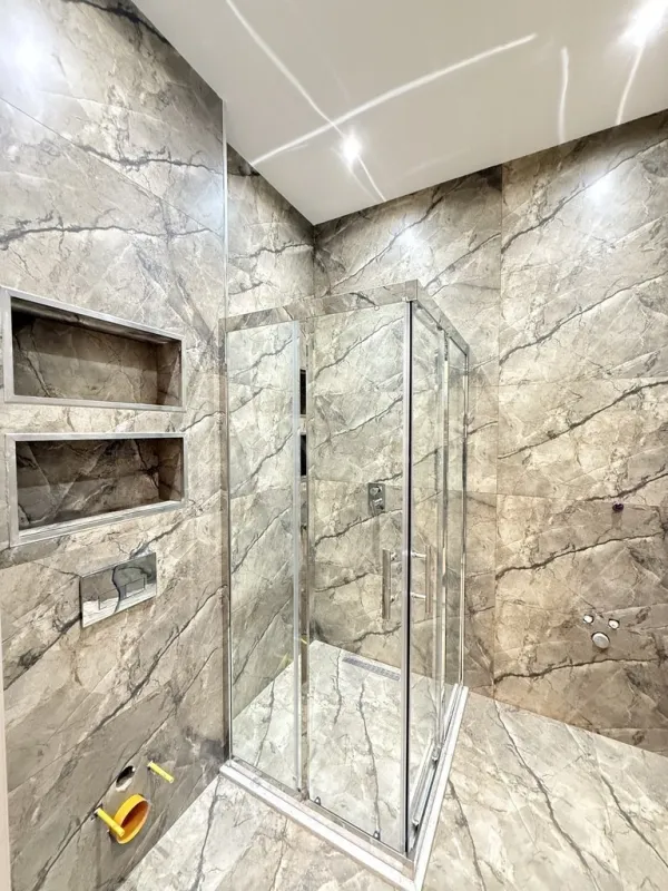 Satılır 5 otaqlı həyət evi 220 m²