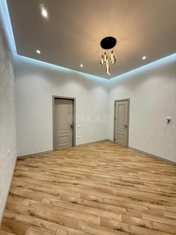 Satılır 5 otaqlı həyət evi 220 m²