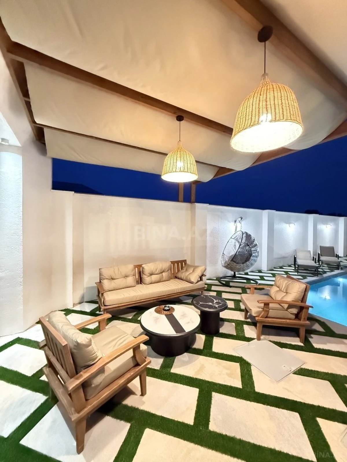 Satılır 5 otaqlı həyət evi 220 m²