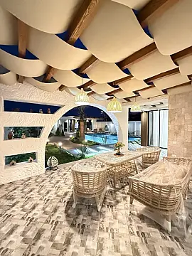 Satılır 5 otaqlı həyət evi 220 m²